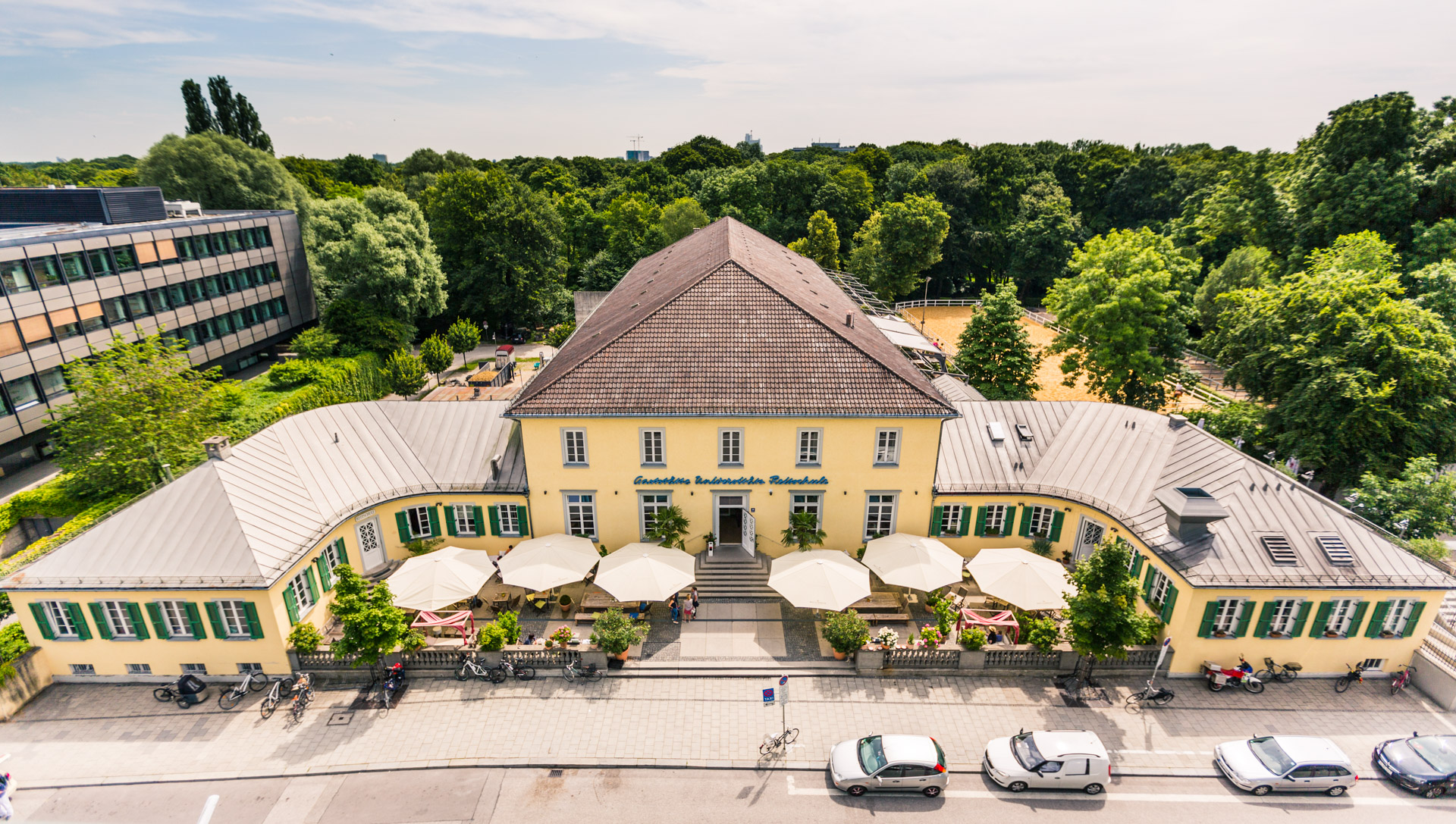 Das Café Reitschule bietet einen exklusiven Rahmen für die Präsentation Ihrer innovativen und neuen Ideen auf dem Marktplatz der Innovationen.