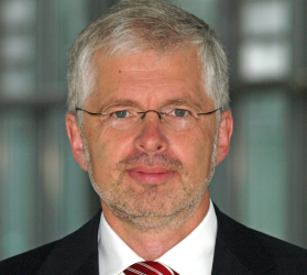 Michael Zaddach, Senior Vice President IT, Munich Airport Michael Zaddach, Senior Vice President IT, Munich Airport